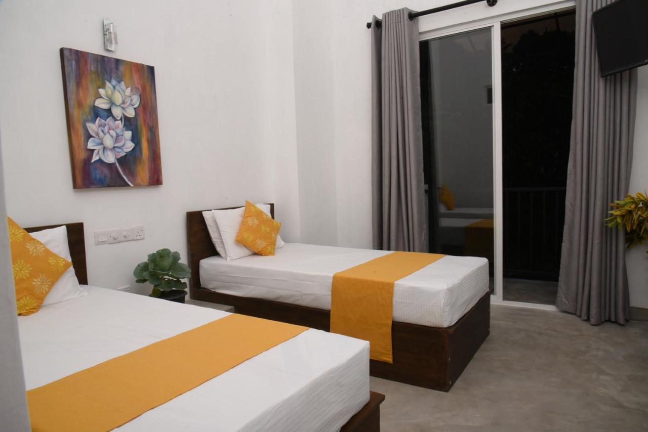 Everdew Kandy Rooms ภายนอก รูปภาพ