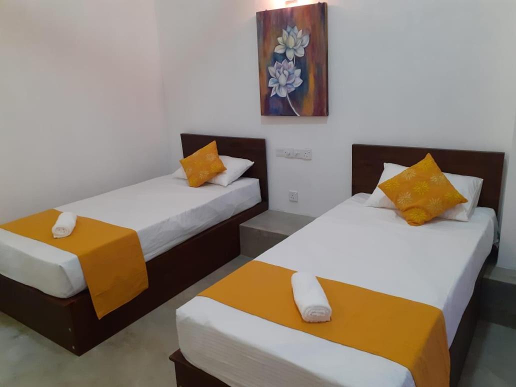 Everdew Kandy Rooms ภายนอก รูปภาพ
